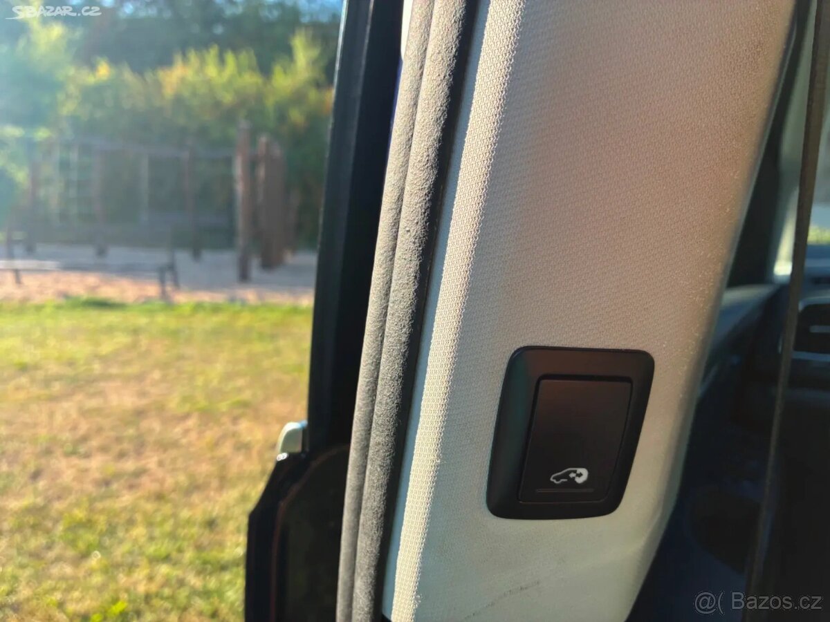 VW SHARAN 1,4 TSi 7míst 2018 108TKM - 13