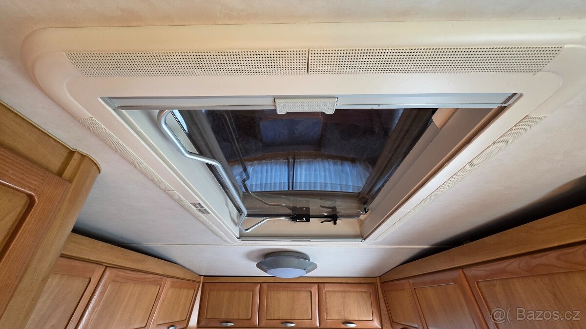 ERIBA NOVA 390, el. pojezd, předstan, 100 km/h - 13