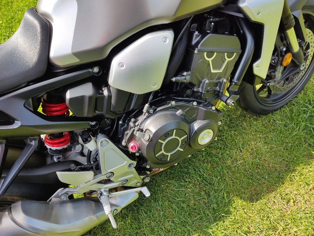 Honda CB 1000 R ABS Neo Sports (2019) ZIMNÍ VÝPRODEJ - 13