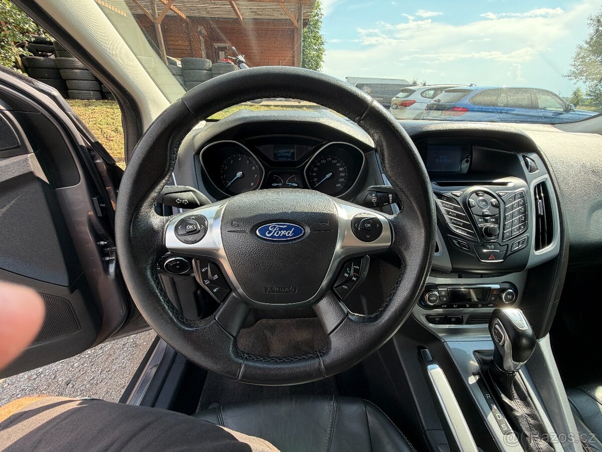 Ford Focus 1.6i AUTOMAT - 13