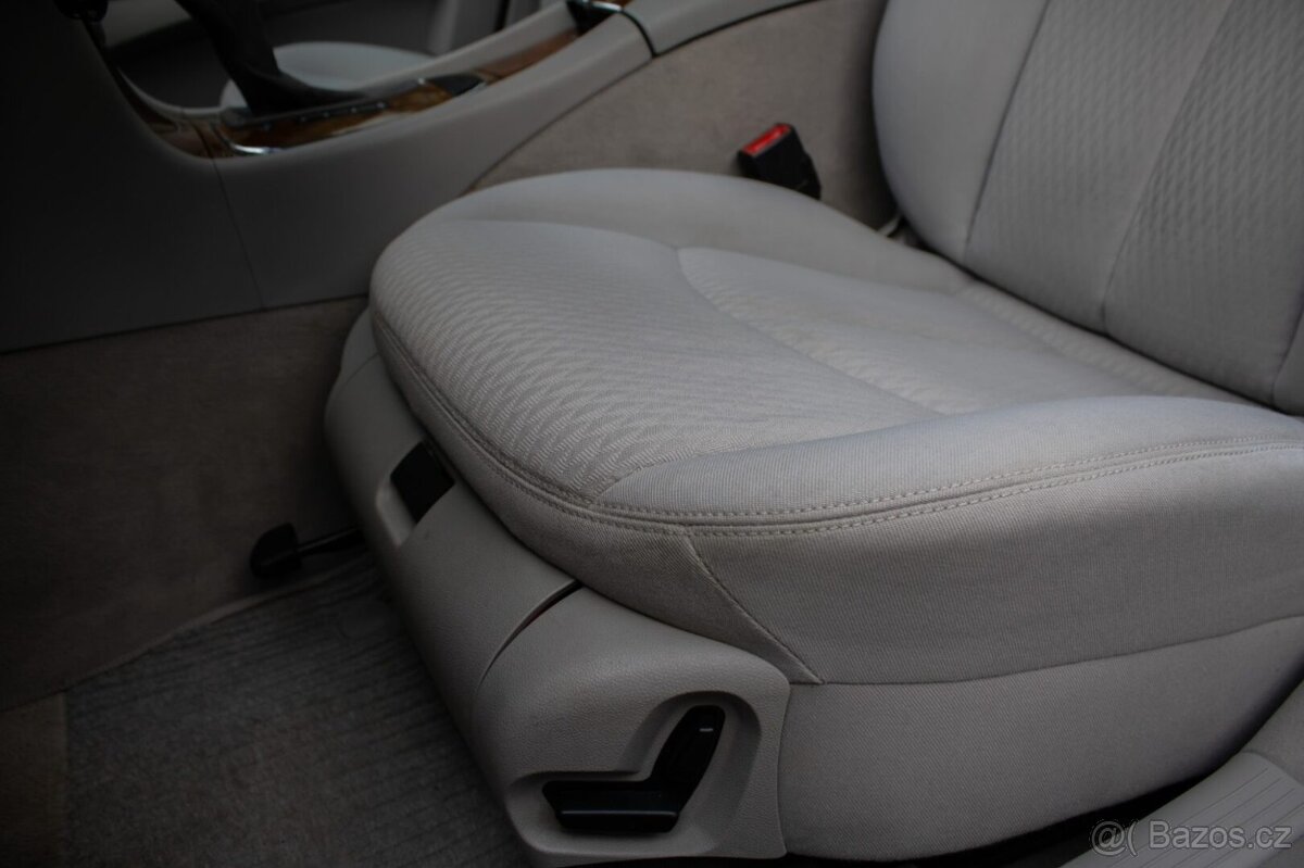 Mercedes-Benz E trieda Sedan E280 CDI - 13