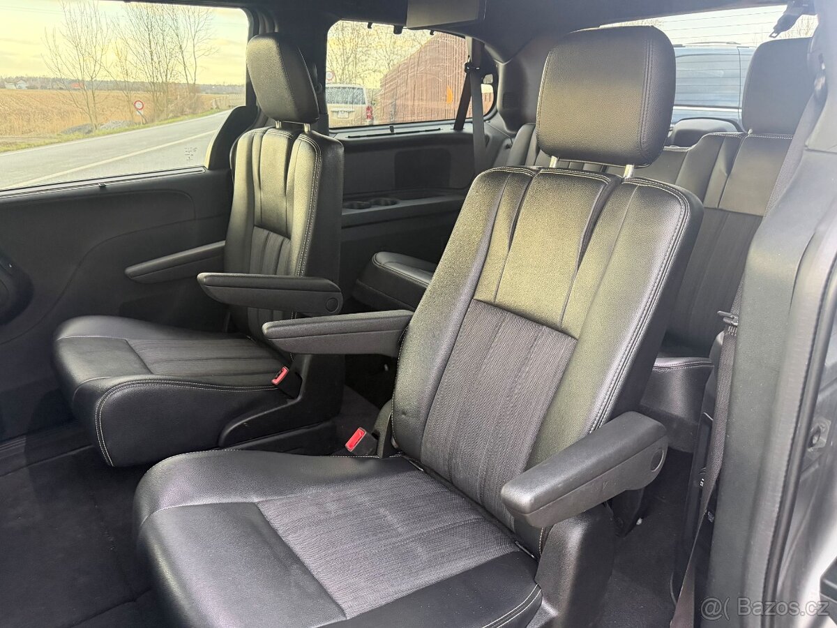 Lancia Voyager 2,8 CRD S-Type Limited 2015 - 13