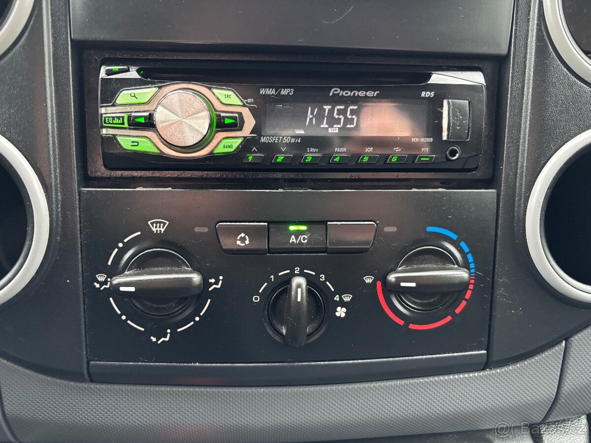 Citroen Berlingo 1.6HDI r.v 2012 Klima Třímístná verze - 13