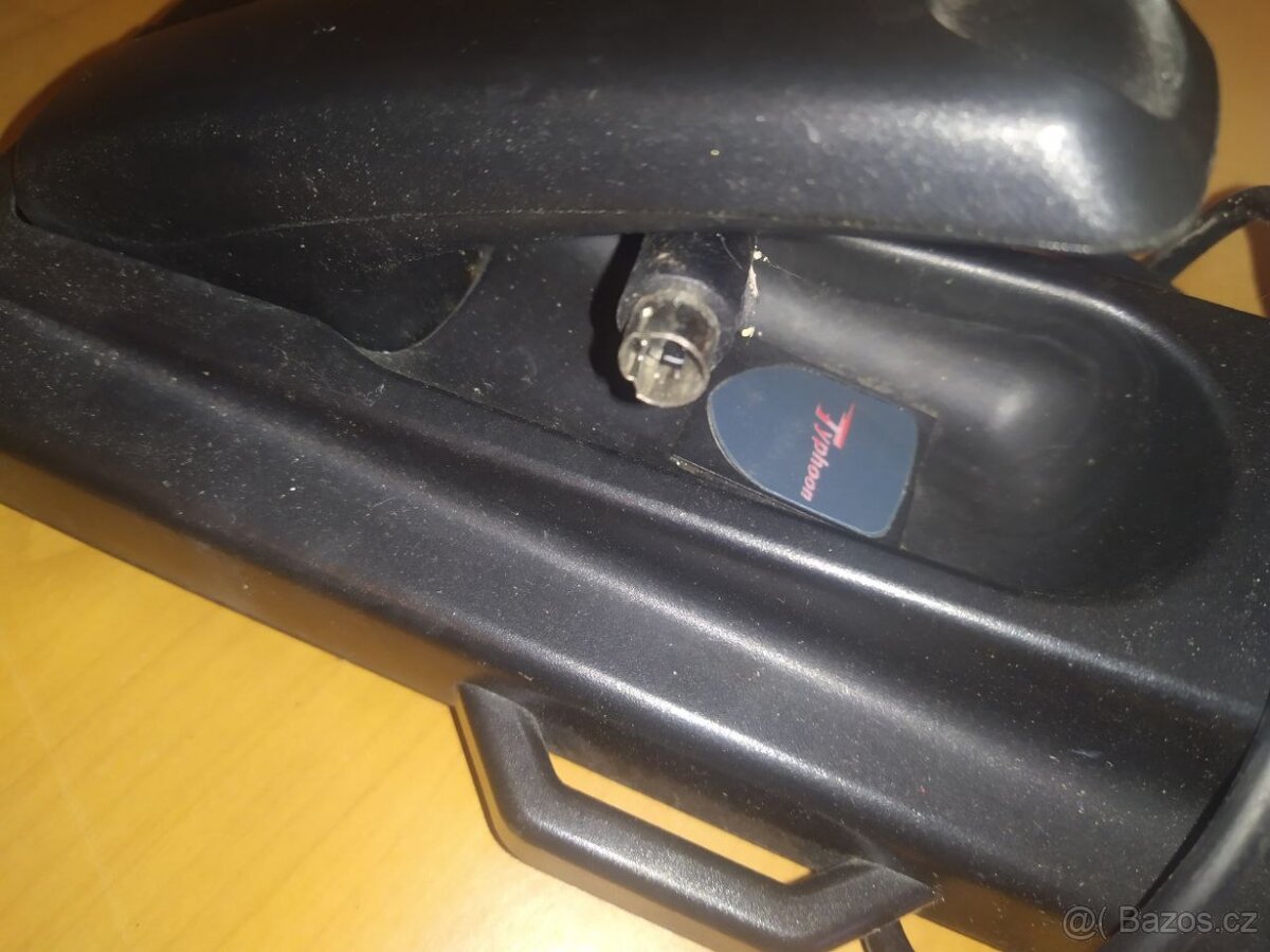 Herní volant x2 s pedály a řadicí pákou - 13