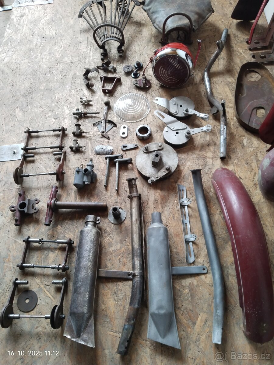 Jawa Villiers, speciál, robot - díly - 13