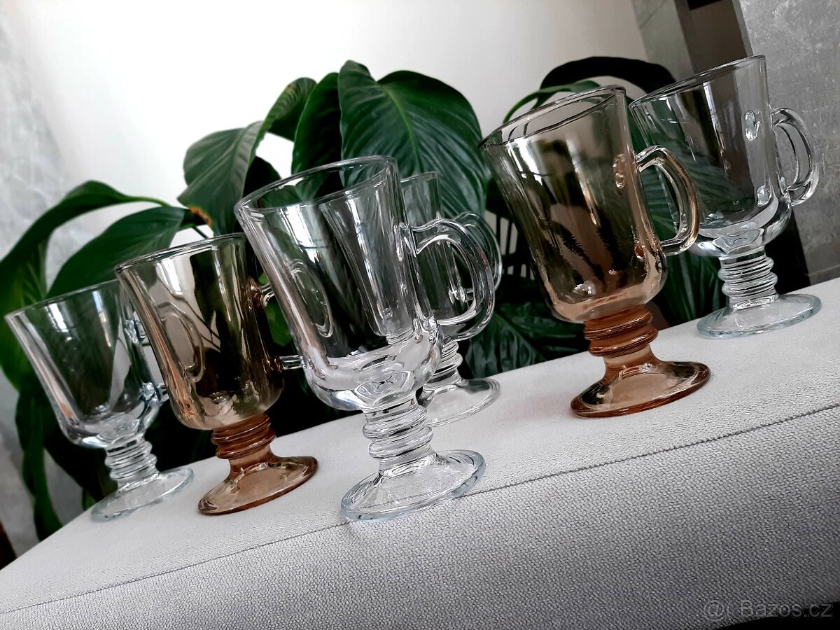Skleněné poháry, misky, sklenice na kávu a jiné.. - 13