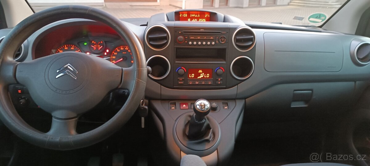 Citroen Berlingo Multispace 1,6-80kw-benzín - 13