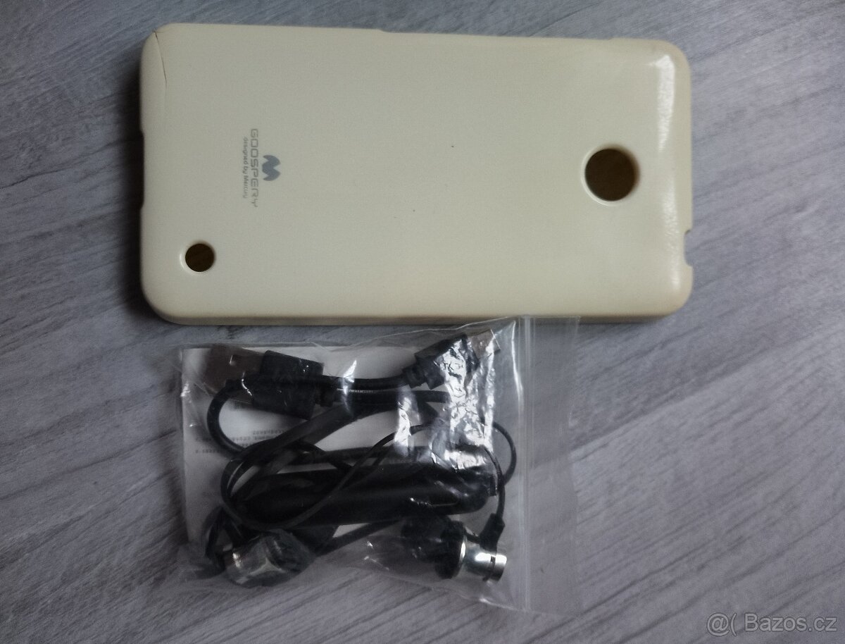 Nokia Lumia 630 RM-976, white/bílá - 13