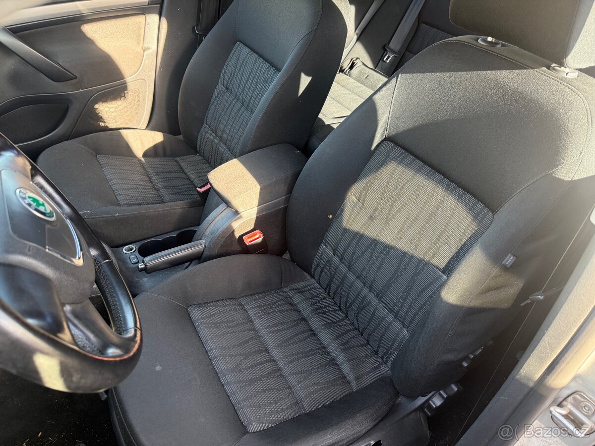 Rozprodám ND Octavii 2 1.6TDI - 13
