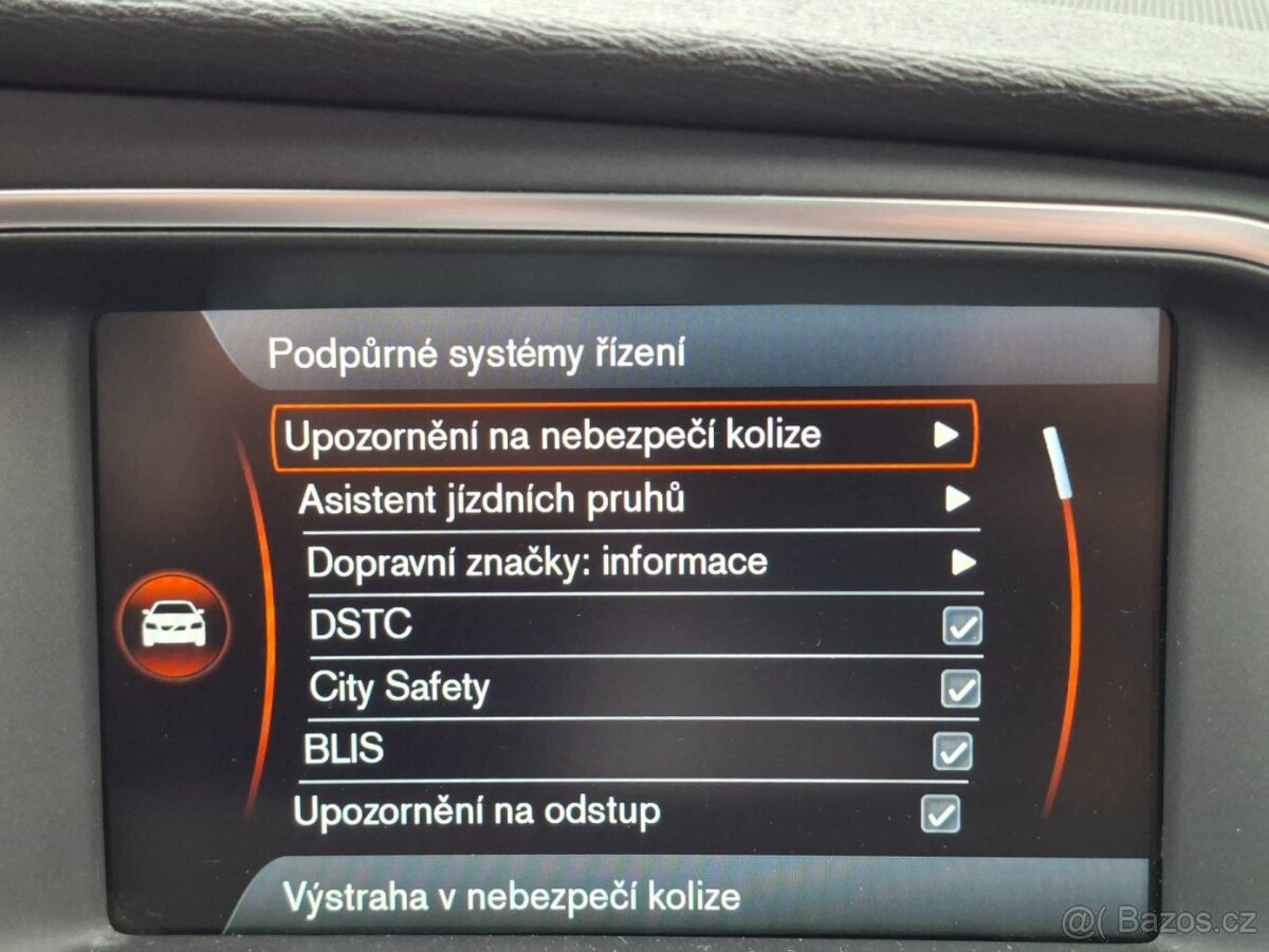 VOLVO V40 2.0D3 110kW AUT -1.MAJITEL - 13