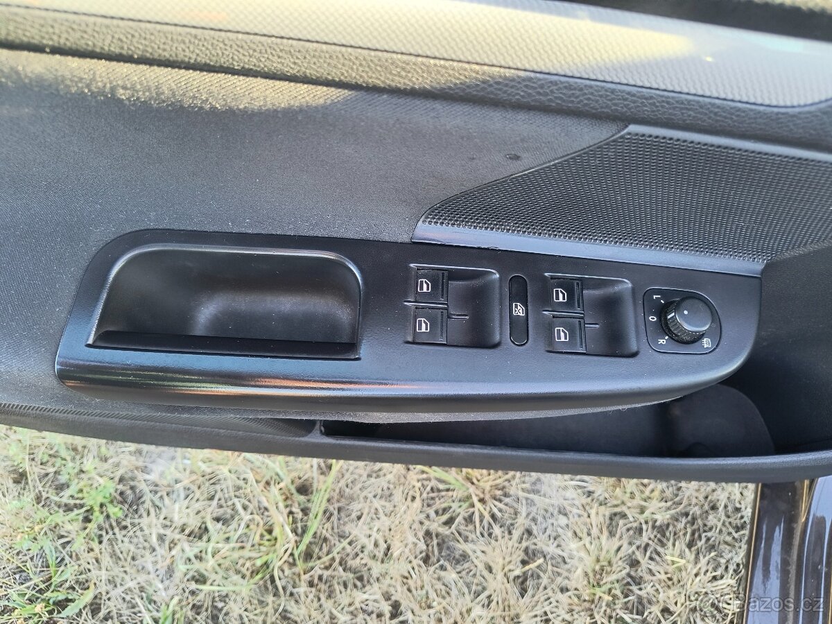 Prodám Golf 6 Variant - 13