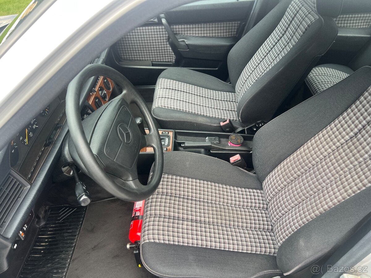 Mercedes 190E Sportline - 13