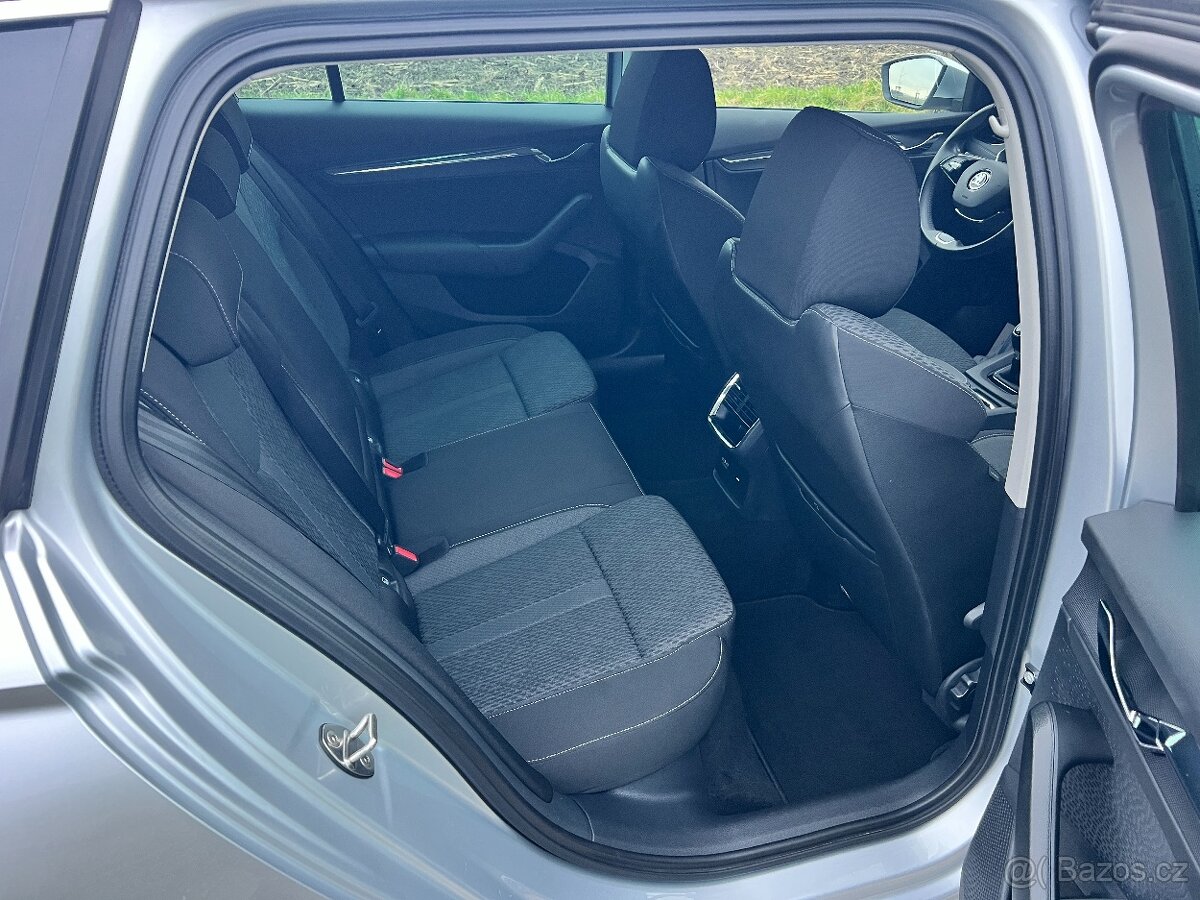►ŠKODA OCTAVIA IV 1.5 TSI 110KW LED-NAVI-KAMERA-TAŽNÉ-ACC 18 - 13