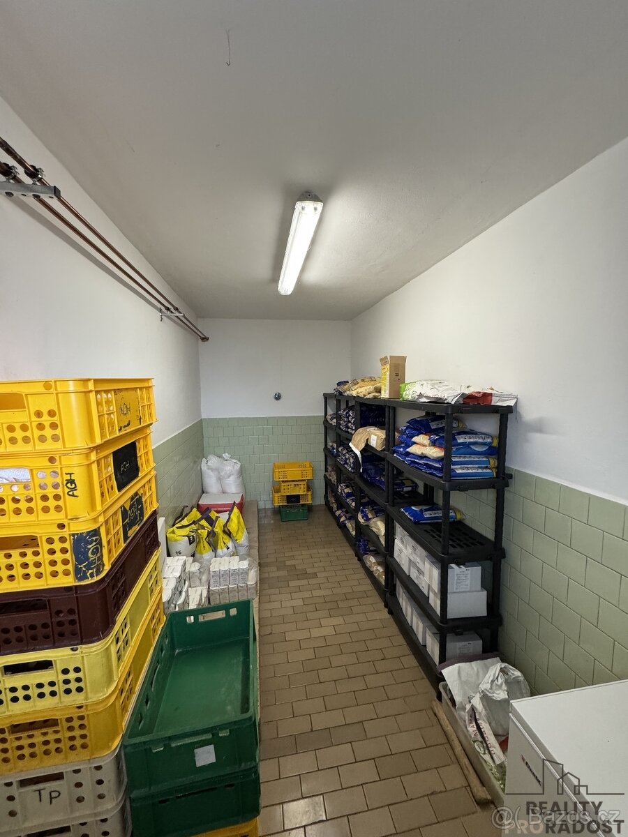 Prodej komerčního skladu - 13