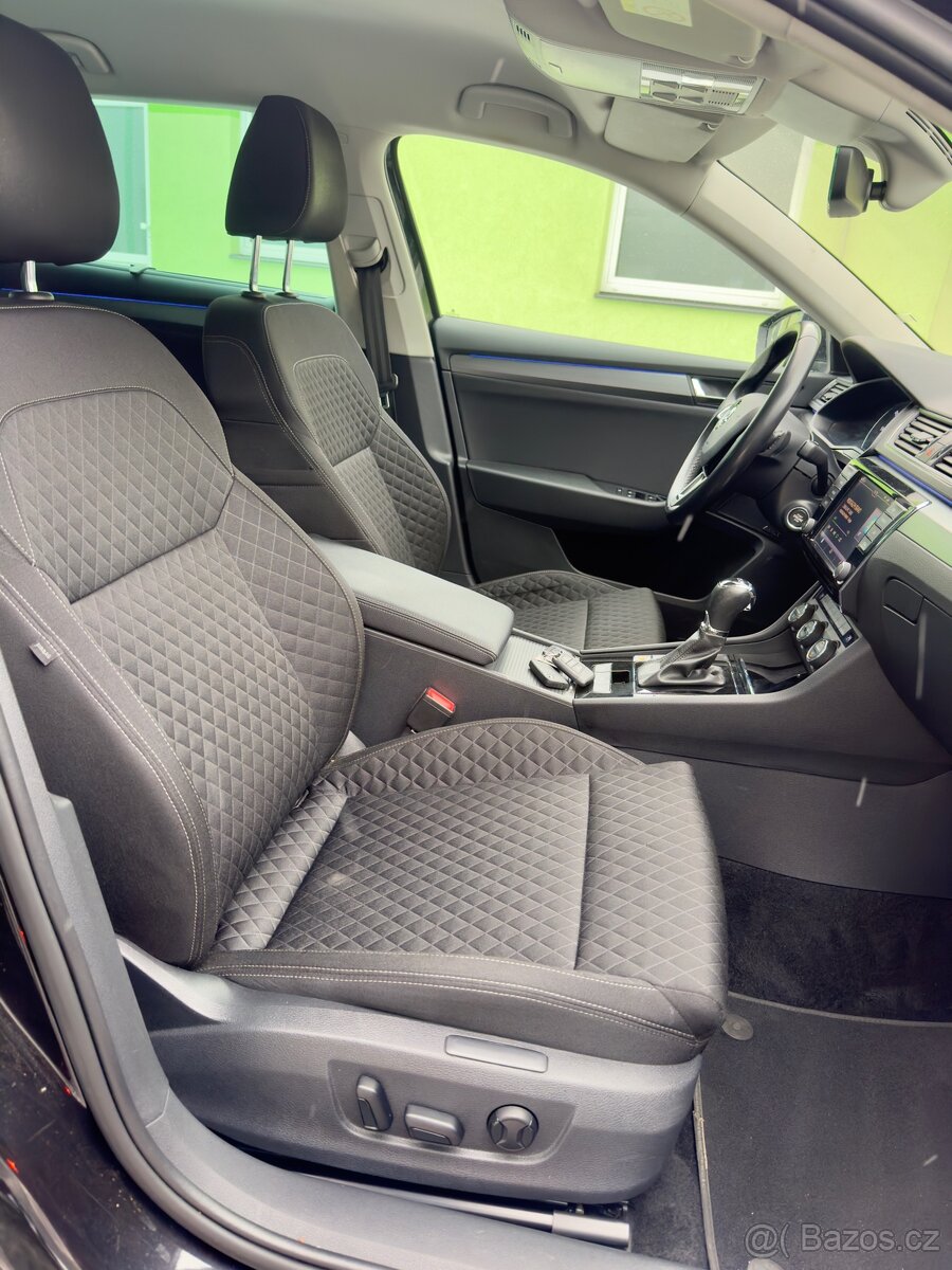 Škoda Superb 2.0 TDI 110kw DSG/Canton/DCC/ Výbava - 13
