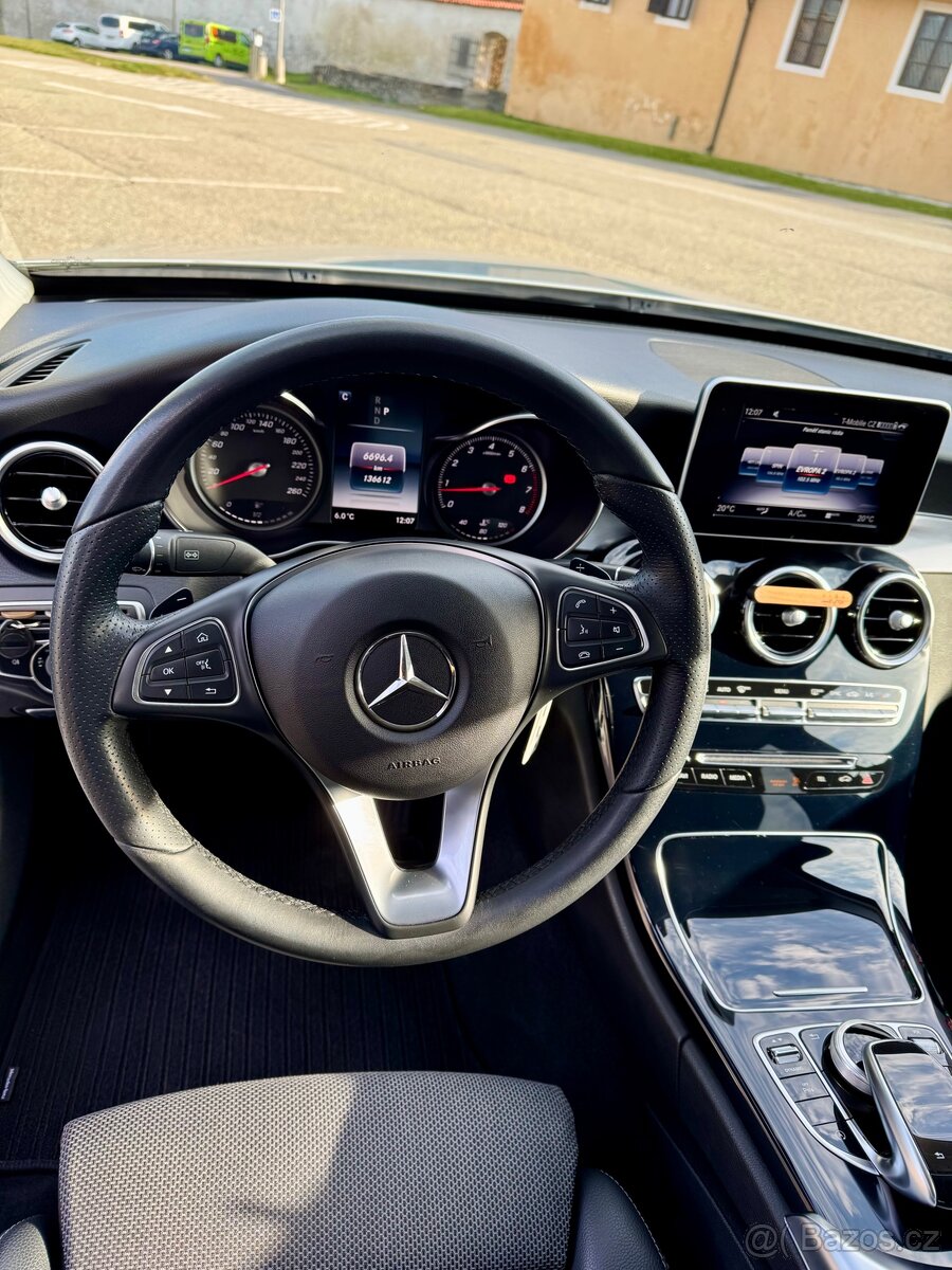 Mercedes-Benz C180 - 13