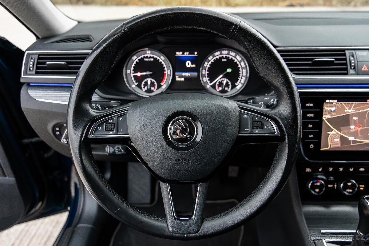 Škoda Superb 2.0TDI Style DSG, CANTON, KEYLESS, KAMERA,ŤAŽNÉ - 13