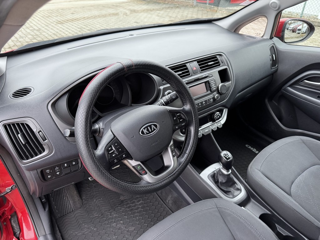 Kia Rio, 1.4i 80 kW digi. klima - 13