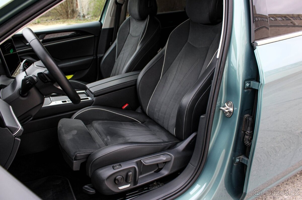 Volkswagen Passat Variant 1.5 TSI eHybrid ELEGANCE - 13