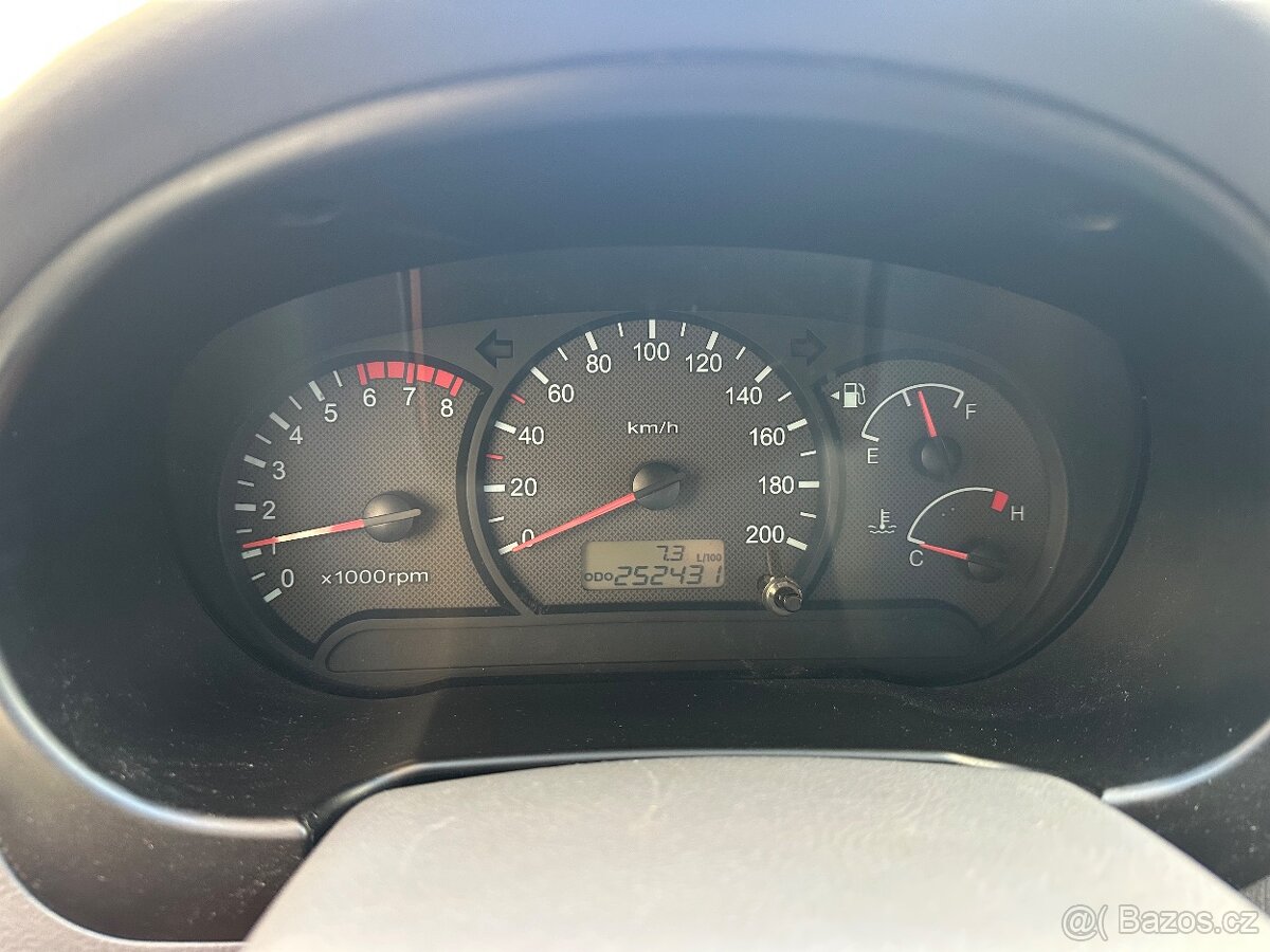 Hyundai Accent 1.3 benzin - 13