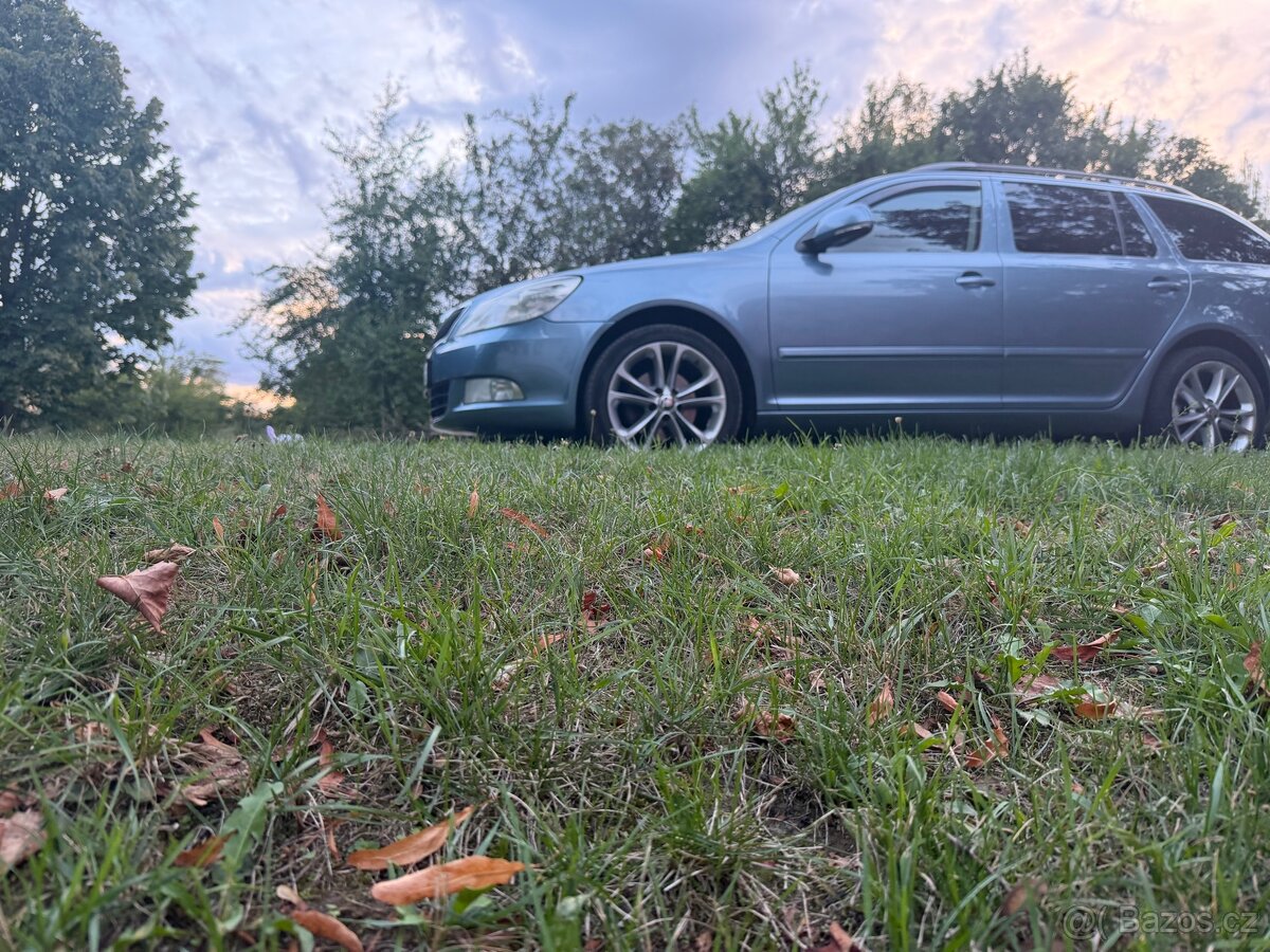 Skoda octavia 2.0 dsg - 13