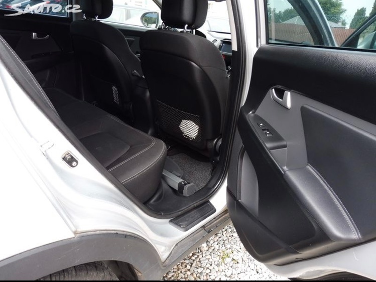 PRODÁM KIA SPORTAGE SL 1.7 CRDI - 13