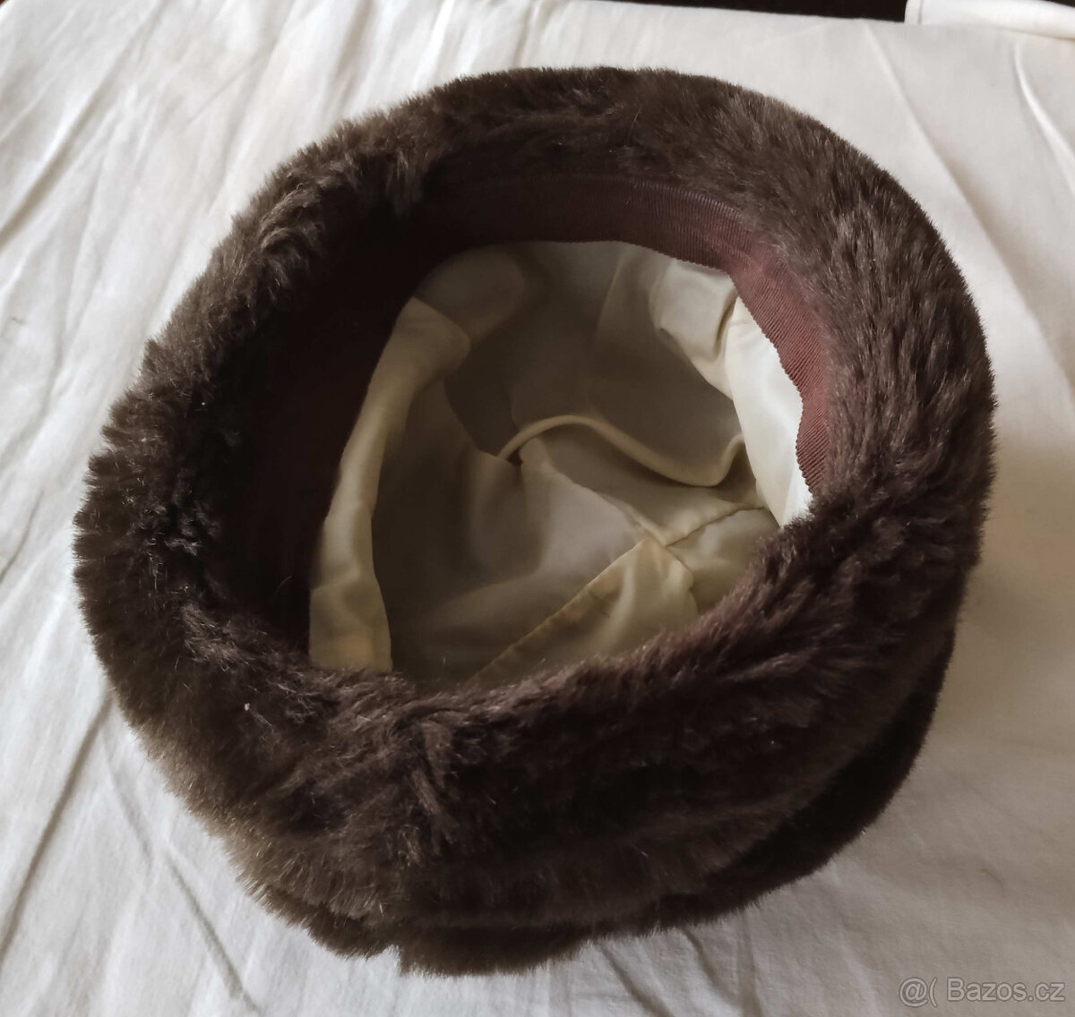 Dámské kabelky + klobouky + čepice - 13