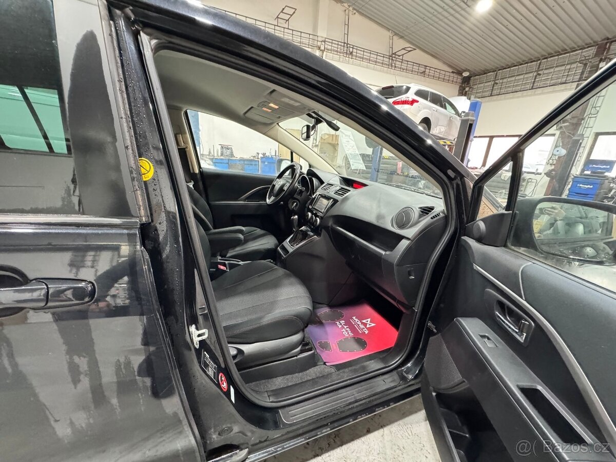 Mazda 5 - 7 míst - 13