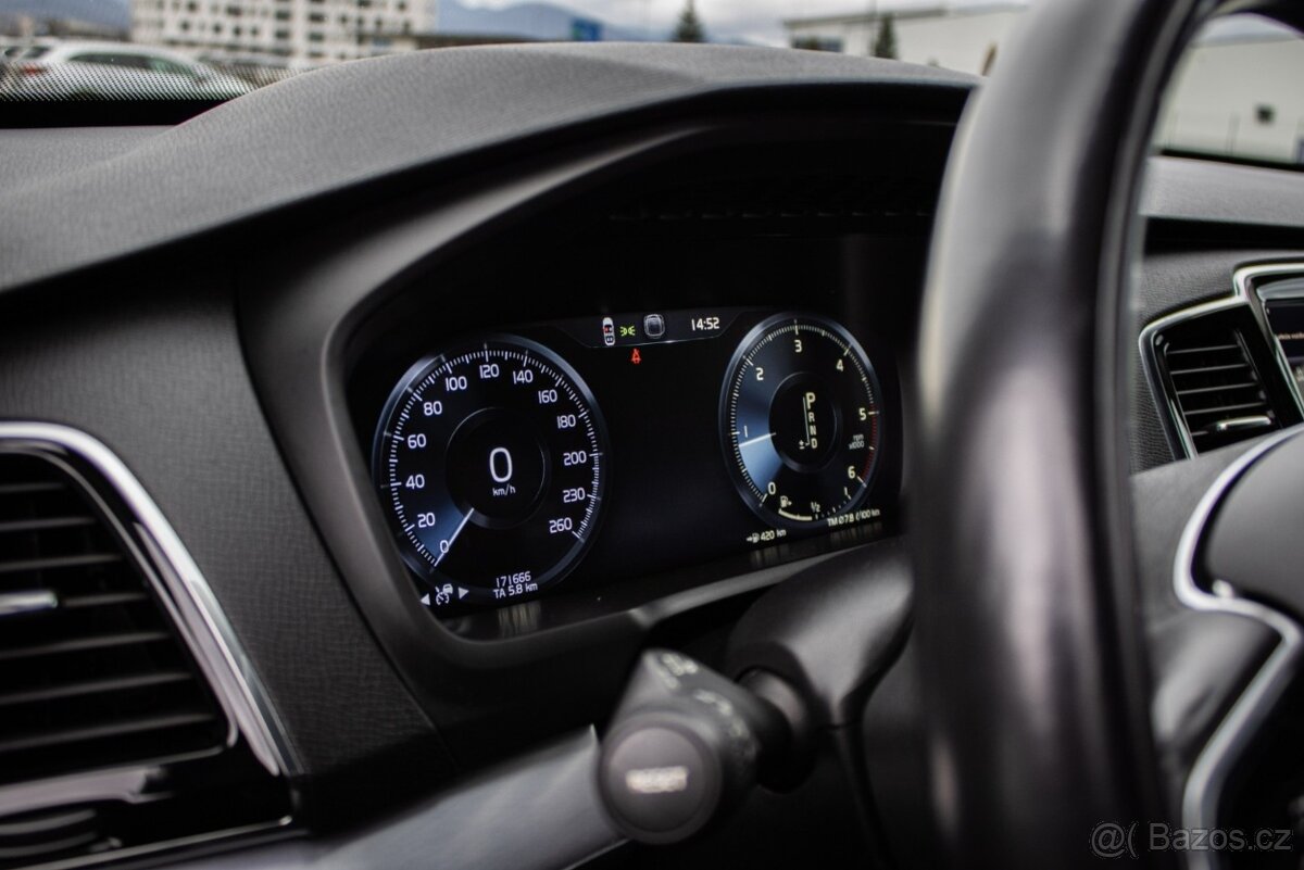 Volvo XC90 D5 173kW 2018, AWD 7-Miestne - 13