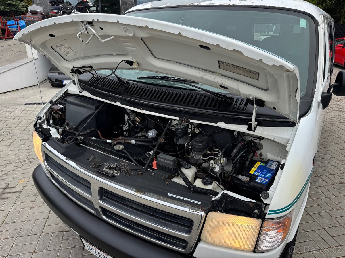 1995 Dodge Ram van V8-5.2L automat - 13