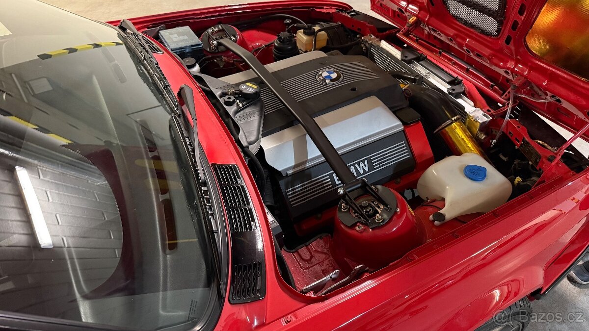 Bmw E30 V8 - Rezervace - 13