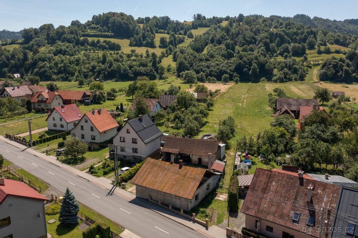 Dům, stavební pozemek, pole louky les - Nový Hrozenkov - 13
