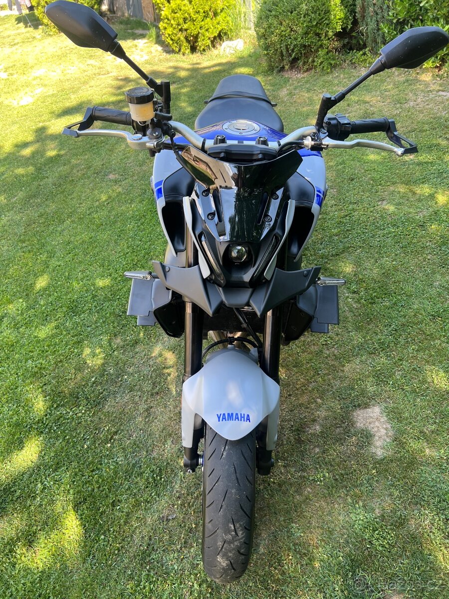 Yamaha mt09 - 13