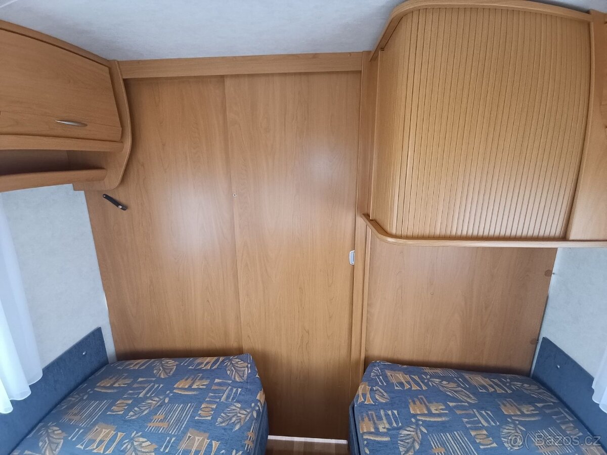 WILK pro 4. Mover. Pevné postele. Rok 2002. 100km/h - 13