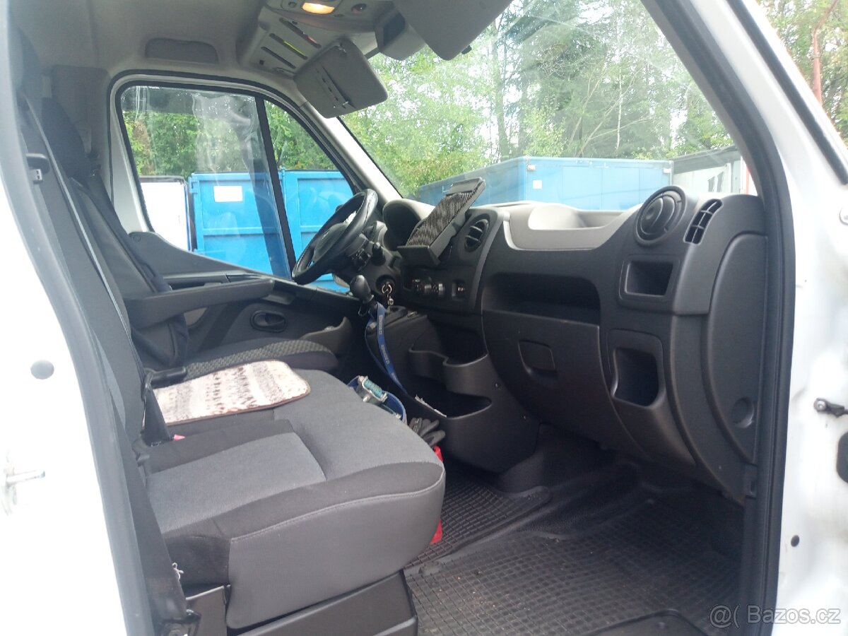 Renault Master odtahovka - 13