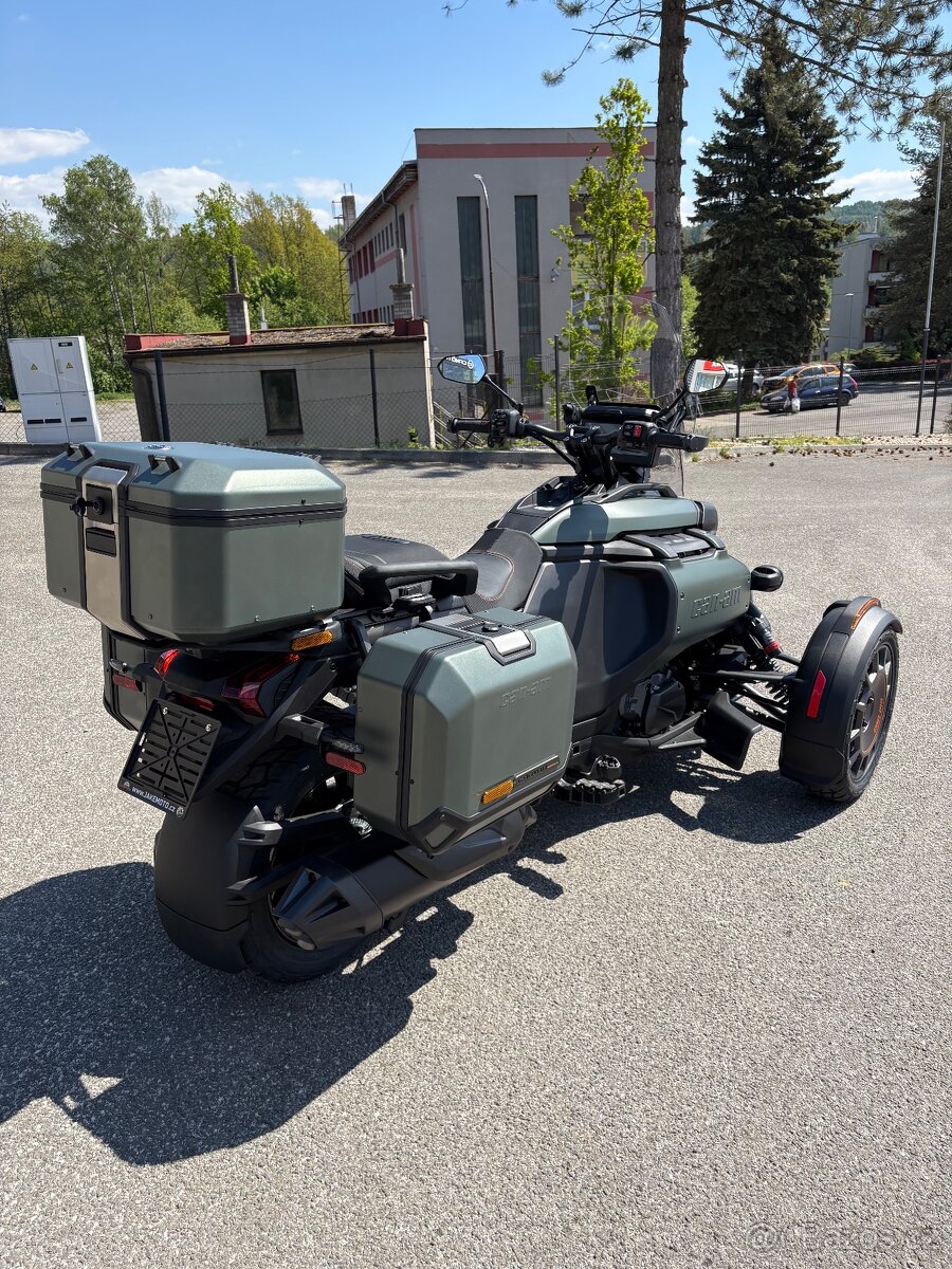 Can Am Canyon Redrock MY2025 - 13