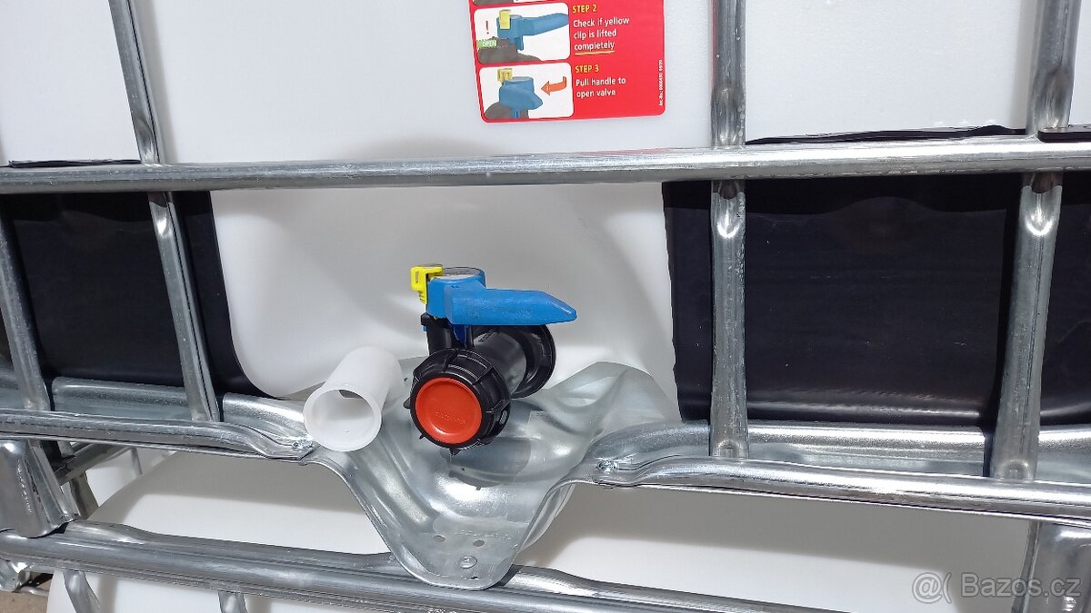 Zásobník 1000 litrů - potravinářský - víno,voda, kvas - 13