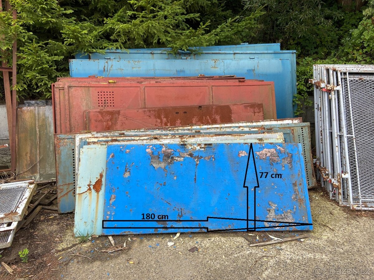 Plechové dveře, vrata - 13