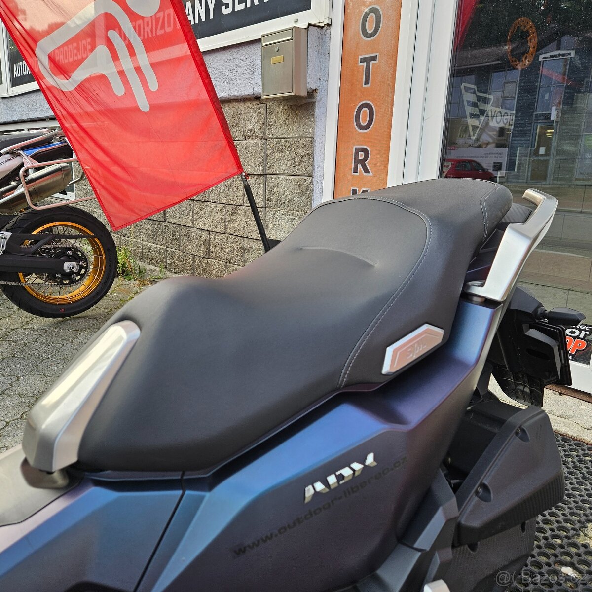 Sym ADX 125i LC ABS E5, PŘEDVÁDĚCÍ, DPH - 13