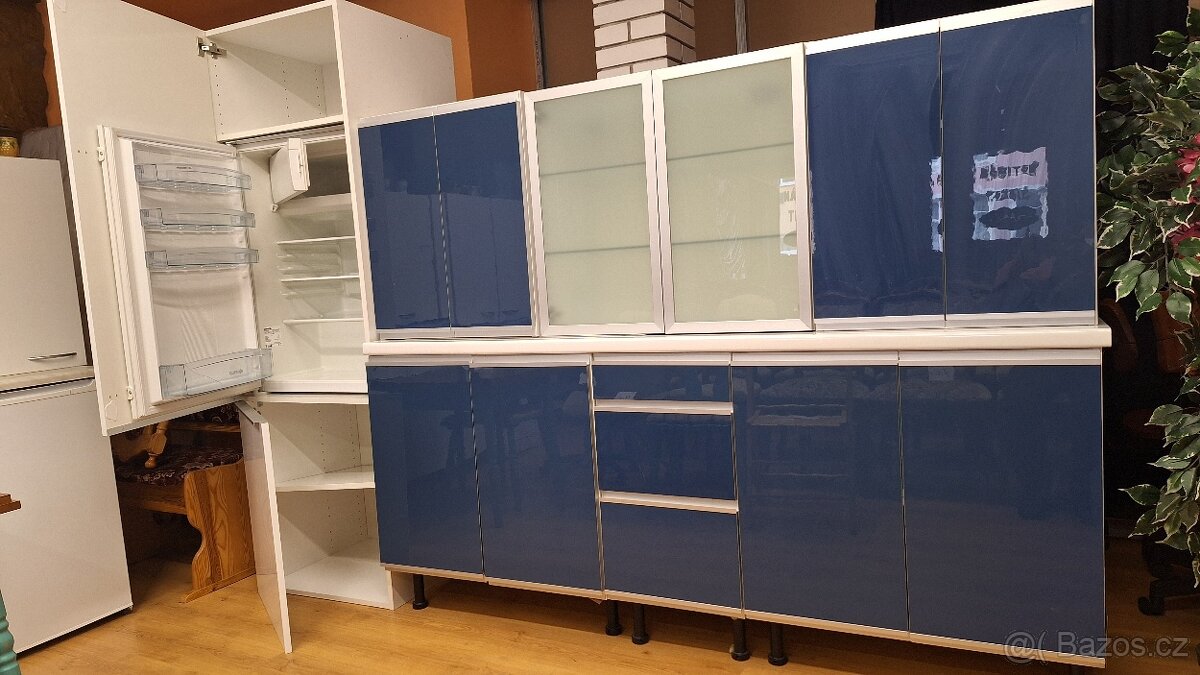 Kuchyňská linka německé výroby - 13