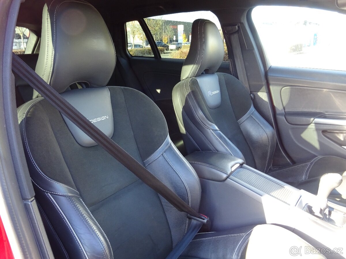 Volvo V60, R-design D4 Manuál - 13