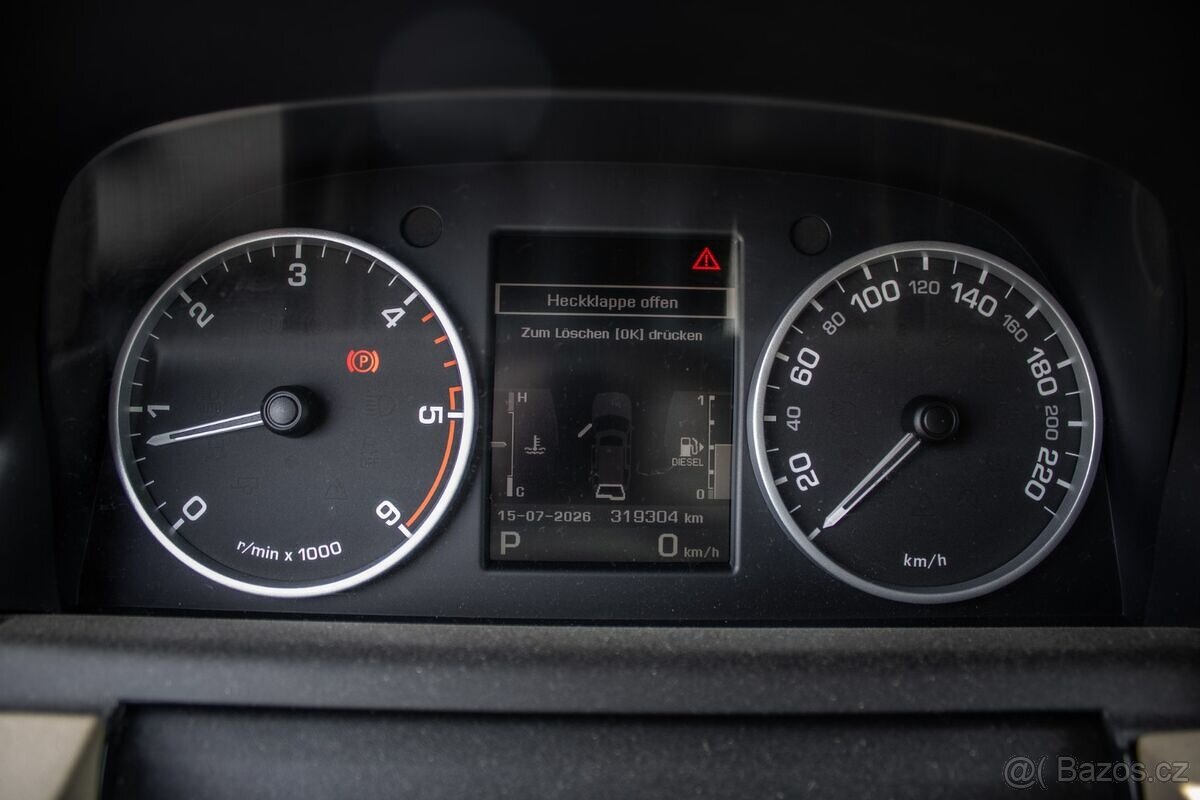 Land Rover Discovery 180kW AT/6 - 13