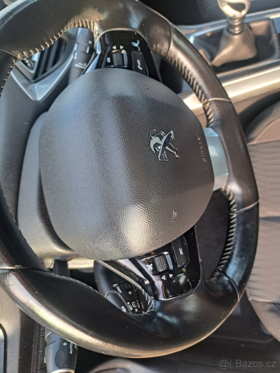 Peugeot 308 2.0HDi 110kw - 13