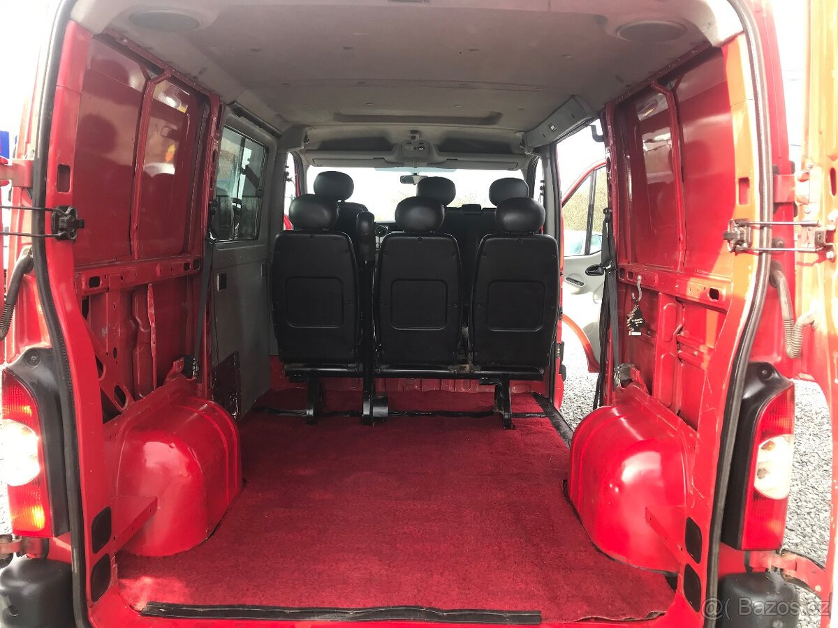 Renault Master, 2.5 DCI 74 KW,6-MIST,KLIMA,ČR - 13