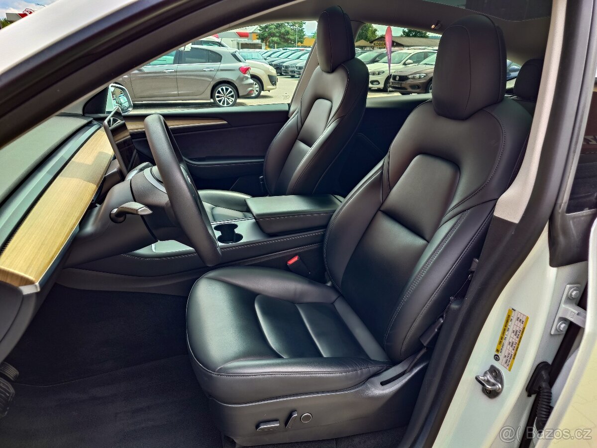 Tesla Model Y 2022 Long Range 378 kW (Odpočet DPH) - 13