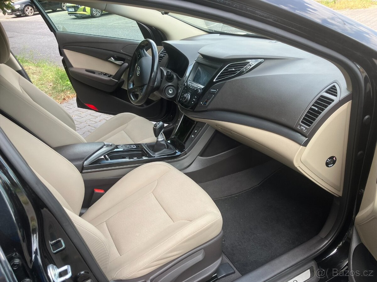 Hyundai i40 Kombi - 13