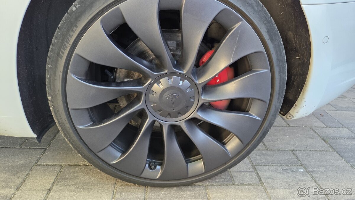 Tesla Model 3 Performance AWD, odpočet DPH, AMD Ryzen - 13