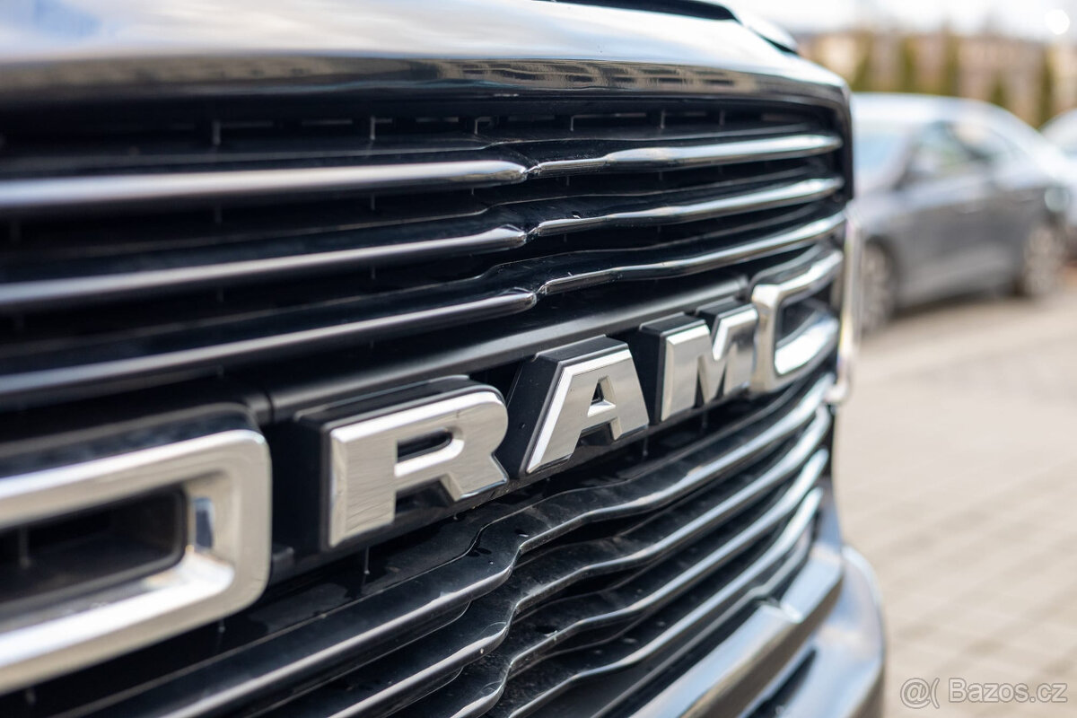 DODGE RAM 2500 Crew Cab 6.7 Cummins Diesel - 13