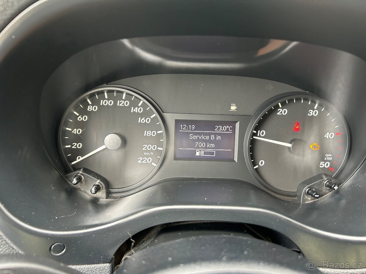 Mercedes Benz vito - 13