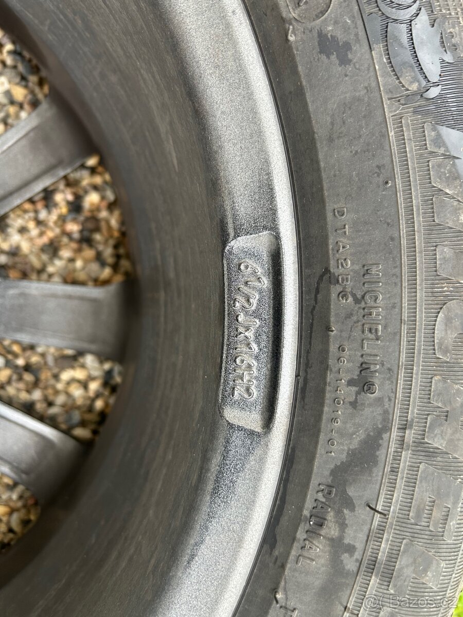 Prodám letní komplet Dezent - 13